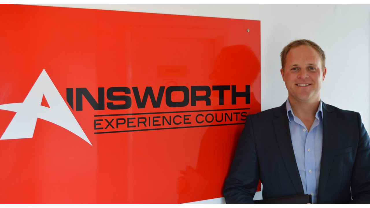 FRANZ PLASSER JOINS AINSWORTH UK
