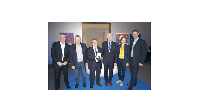 ‘GOLDEN DICE’ AWARDED TO AMATIC INDUSTRIES AT ICE