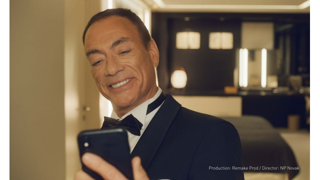JEAN-CLAUDE VAN DAMME DELIGHTS IN WINNING  ON AMANET FROM AMATIC INDUSTRIES